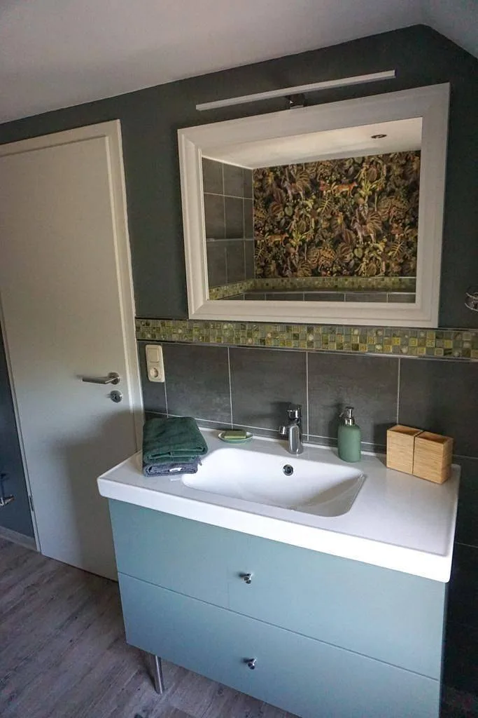 Burghaus 5 – Familien-Ferienwohnung in Grimersum